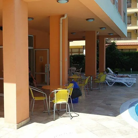 Darius Hstl סאני ביץ'