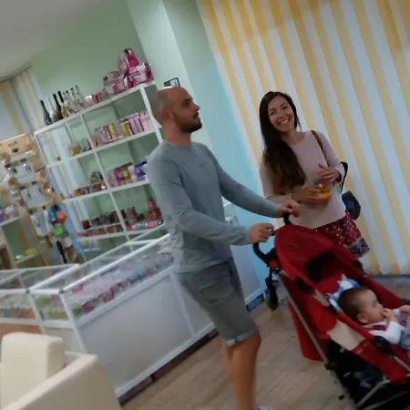 Darius Hstl 3* סאני ביץ'