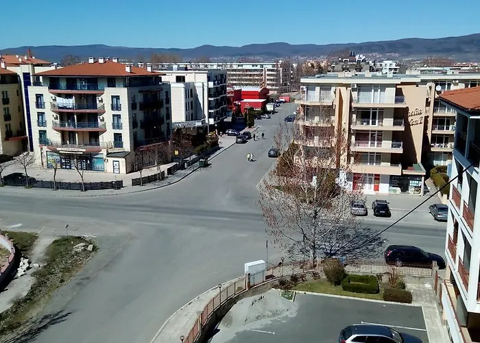 מלון Darius Hstl 3*