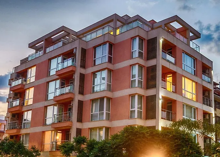 מלון Darius Hstl