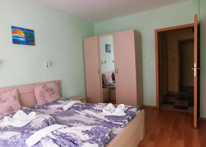 Darius Hstl מלון 3*