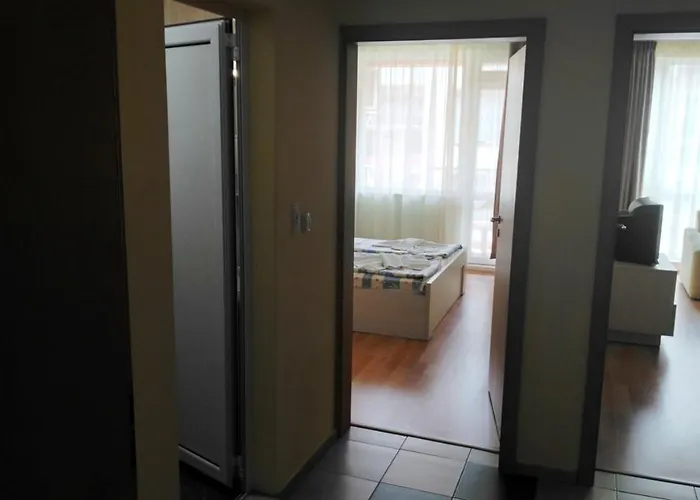 מלון Darius Hstl 3*