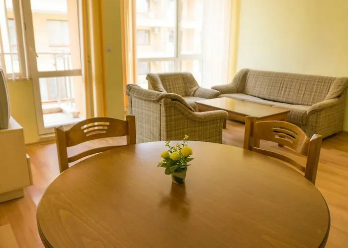 מלון Darius Hstl 3*