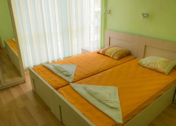 מלון Darius Hstl