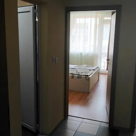 Otel Darius Hstl 3*