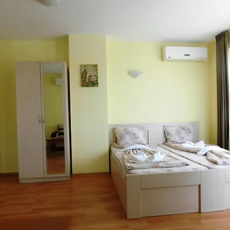 Darius Hstl Szálloda Napospart